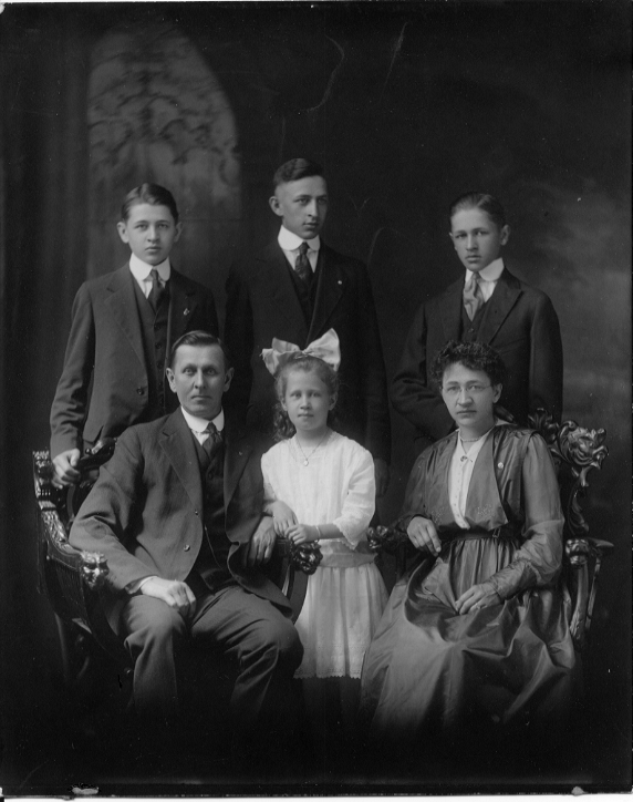 FrontLeft to BackRight: Martin, Madeline, Alma, Clarence, Daniel, Walter